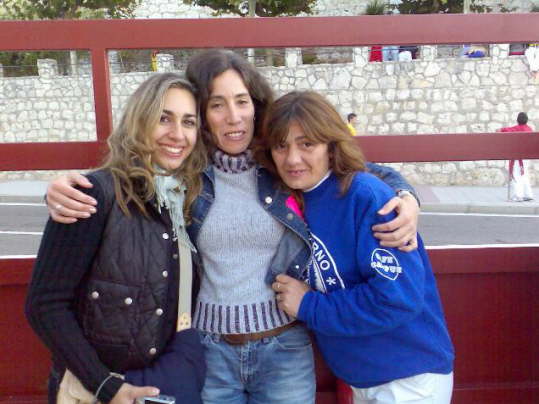 Las tres
